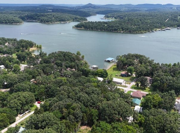 Deer Run Street, Shell Knob, MO 65747
