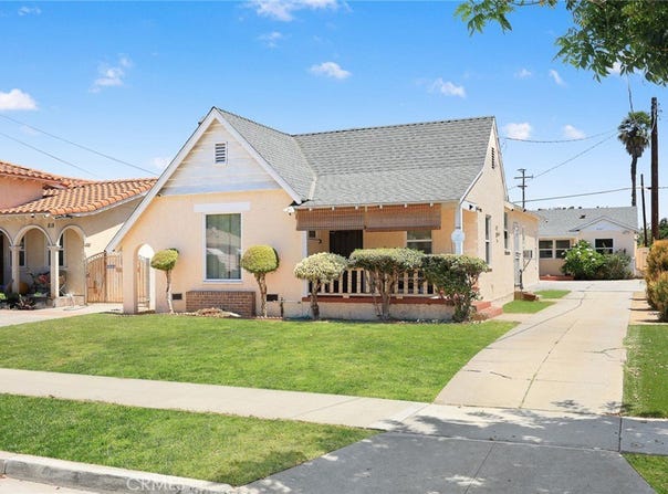 820 S 7th Street, Alhambra, CA 91801
