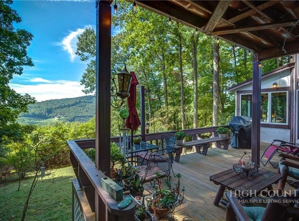 302 Eagle Nest Lane, Fleetwood, NC 28626