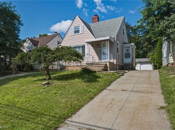 6352 State Road, Parma, OH 44134