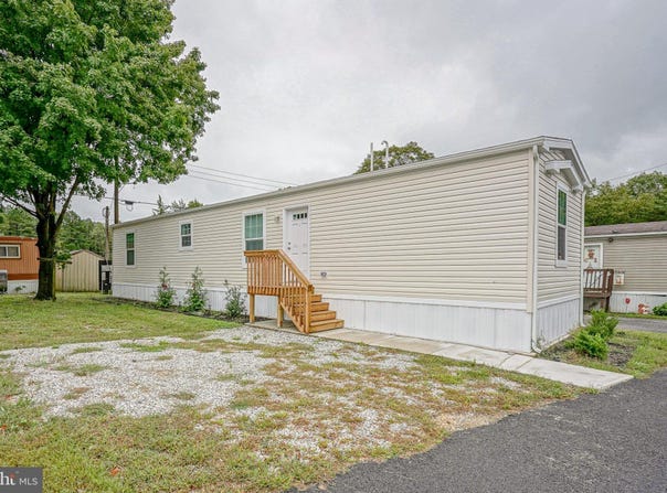 112 MOSS Lane, WILLIAMSTOWN, NJ 08094
