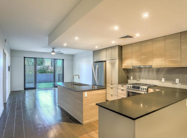 2300 E CAMPBELL Avenue, Phoenix, AZ 85016
