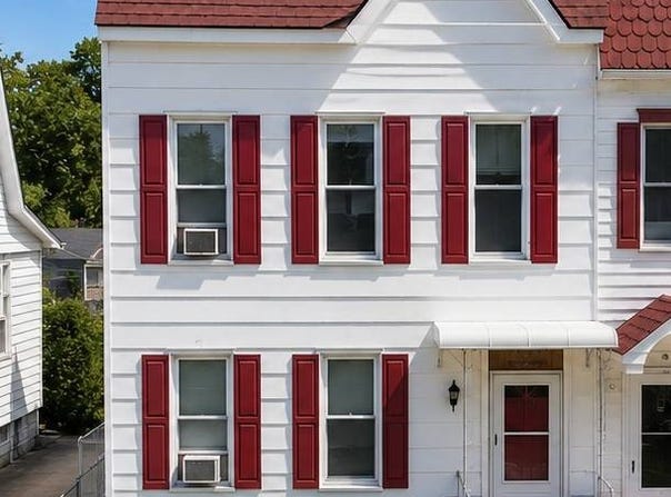 60-16 69th Place, Maspeth, NY 11378