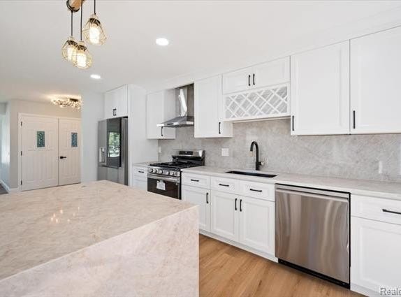 380 E South Boulevard, Troy, MI 48085