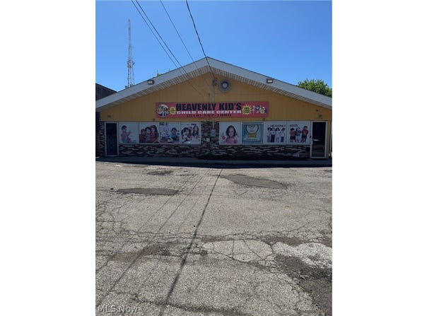 17150 Broadway Avenue, Maple Heights, OH 44137