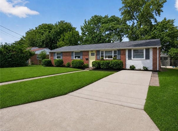 1919 Seward Drive, Hampton, VA 23663