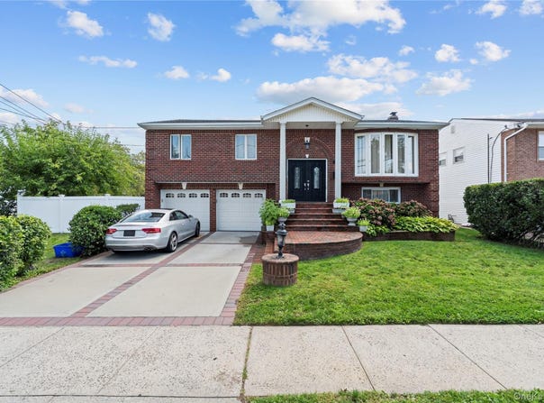 3185 Schreiber Place, Baldwin, NY 11510