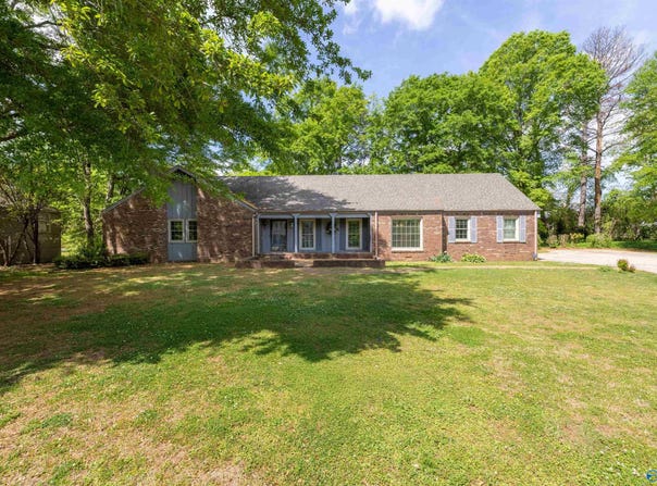 454 1st Street SE, Hamilton, AL 35570
