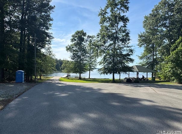 Edgewater Dr. lot: 135, Roanoke Rapids, NC 27870