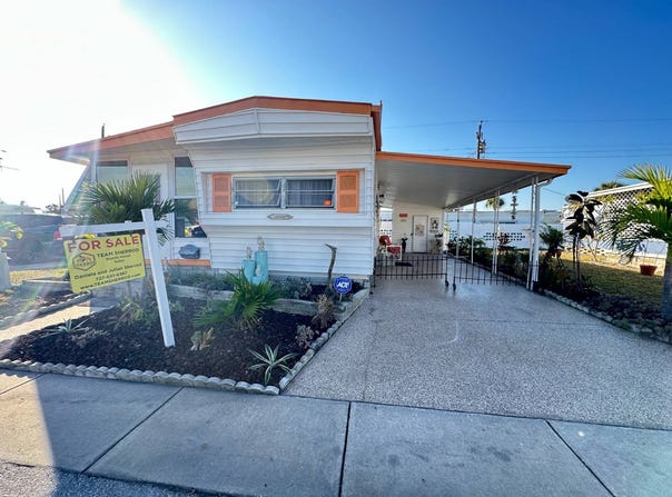 249 Jasper Street W, Largo, FL 33770