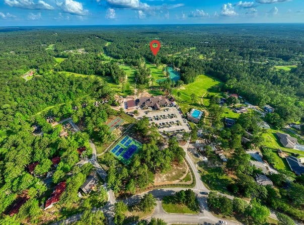 295 Masters Blvd, Brookeland, TX 75951