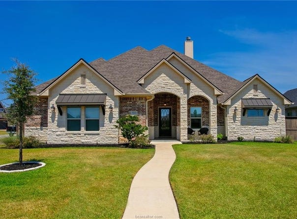 5015 Highline Drive, Bryan, TX 77802