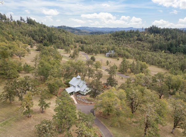 87121 KELLMORE St, Eugene, OR 97402