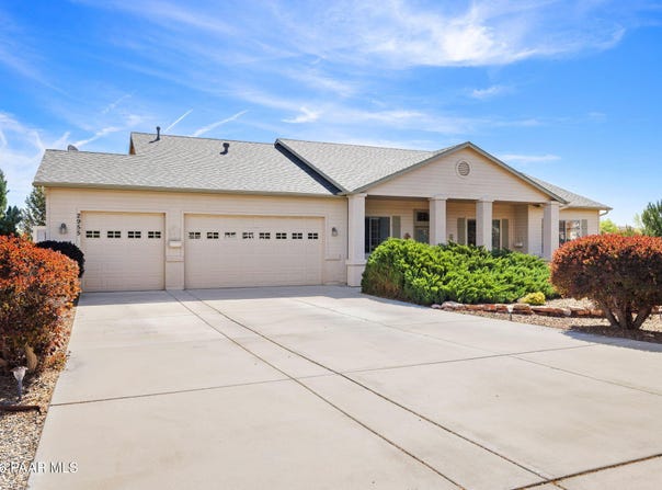 2955 N Harrison Drive, Chino Valley, AZ 86323