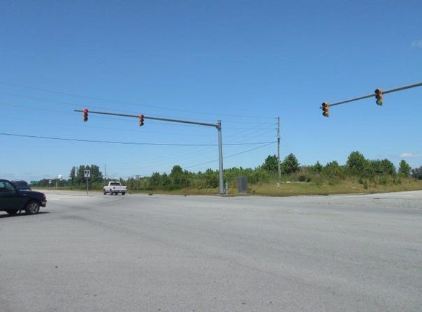 Poore Farm Road, Chocowinity, NC 27817