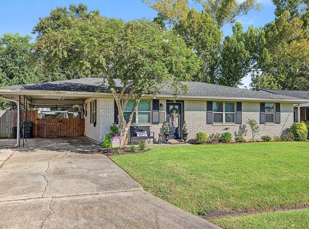 307 Harding Dr, Houma, LA 70364