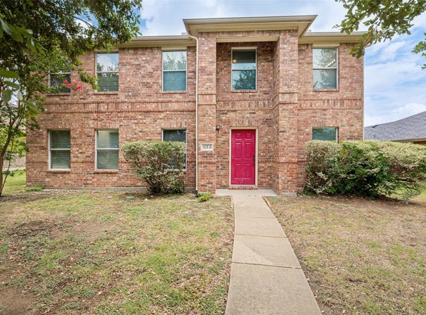614 Hearthstone Drive, Lancaster, TX 75146