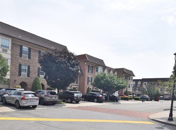 12-27 Diane Place, Bayside, NY 11360