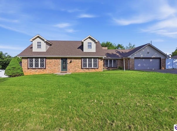 273 Manor Drive, Radcliff, KY 40160