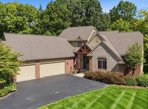 9688 Kingston Pointe Drive, Springfield Twp, MI 48348