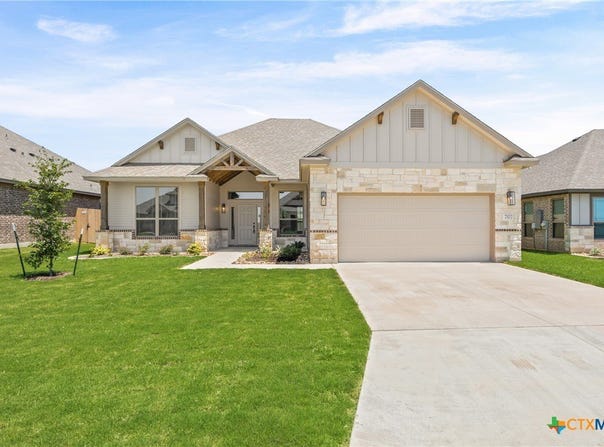 7102 Touchstone Drive, Temple, TX 76502