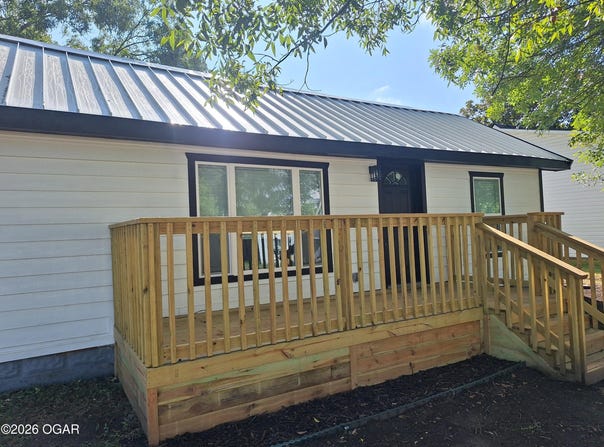 203 Skinner Street, Carl Junction, MO 64834