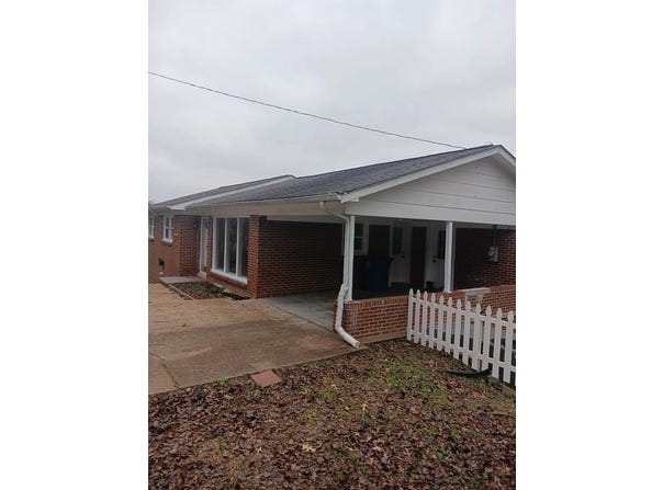 120 MAGNOLIA ST, CAMDEN, TN 38320