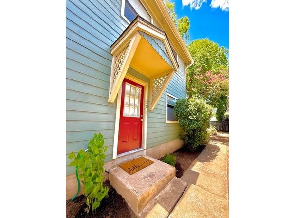 900 Taulbee Ln, Austin, TX 78757