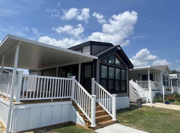 1204 Cedar Point Blvd 103, Cedar Point, NC 28584