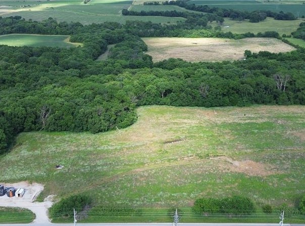 Pressonville Road, Paola, KS 66071