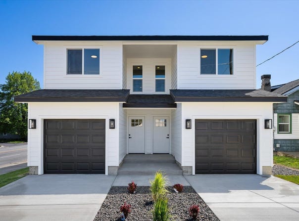 923 E Everett Ave, Spokane, WA 99212