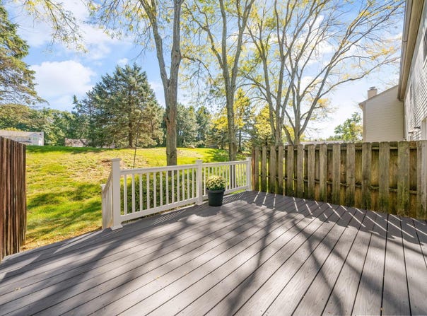 190 Glenkirk Drive, Blacklick, OH 43004