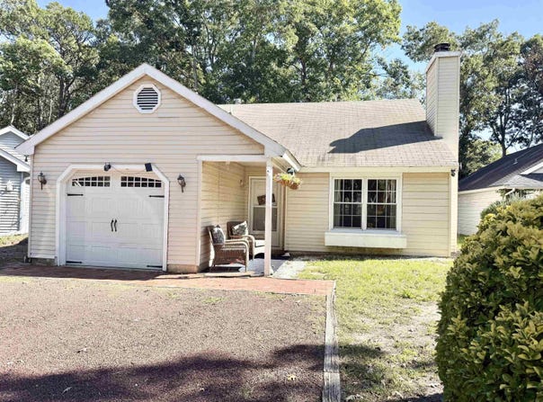 721 OSPREY CT, Smithville, NJ 08205