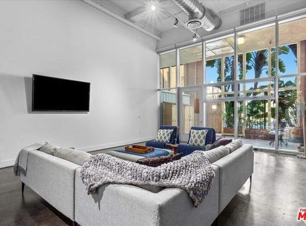 120 S Hewitt St, Los Angeles, CA 90012