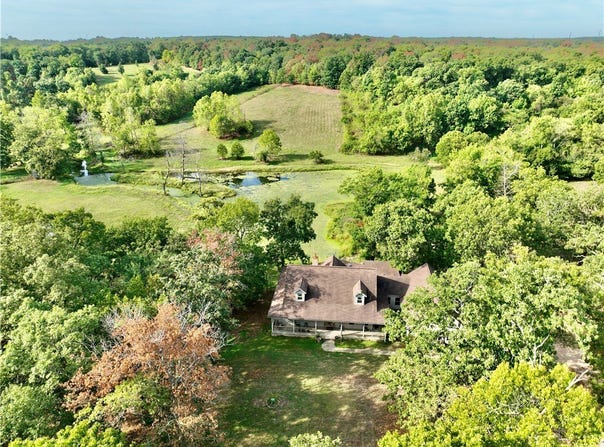 8008 Blackberry Way, Decatur, AR 72722