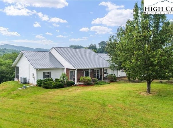 175 Olive Ridge Drive, Crumpler, NC 28617