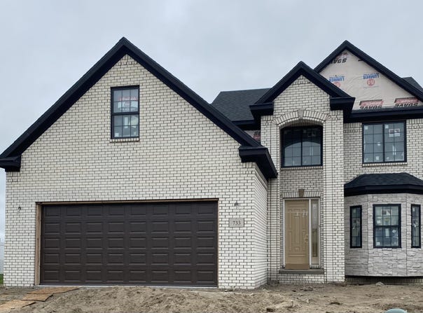 733 Britt Circle Drive, Dundee, MI 48131