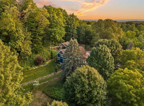 6020 E Hackett Drive, Cedar, MI 49621