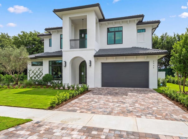 2945 BLUE CYPRESS Circle, Wellington, FL 33414