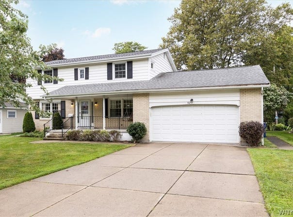 94 Ava Lane, Buffalo, NY 14221