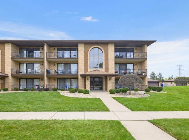 8300 160th Place, Tinley Park, IL 60477