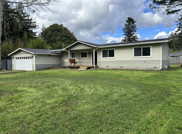67 Kirk Court, Carlotta, CA 95528