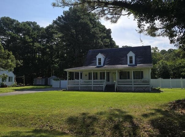 4 NELSON DR, ONANCOCK, VA 23417