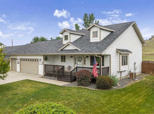 8736 Steamboat Lane, Summerset, SD 57769