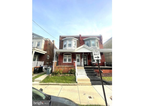 327 E 20TH Street, CHESTER, PA 19013