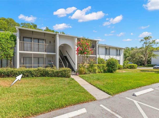 1290 PINE RIDGE Circle E, TARPON SPRINGS, FL 34688