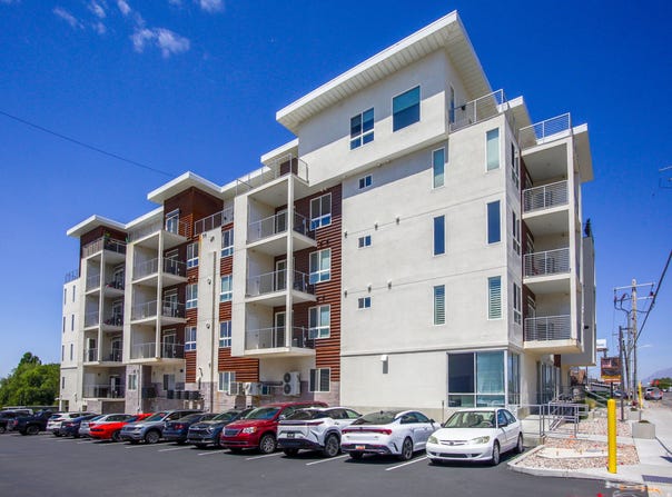 2101 N MAIN St, Sunset, UT 84015