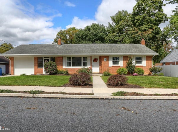 321 E WALNUT Street, PALMYRA, PA 17078