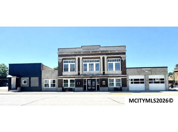 305-309 Gilman St, SHEFFIELD, IA 50475