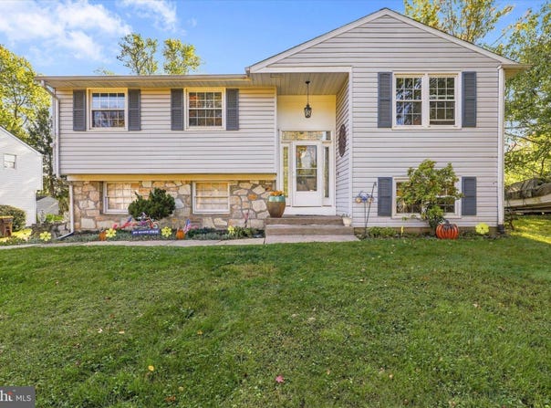 517 SERRILL Drive, HATBORO, PA 19040